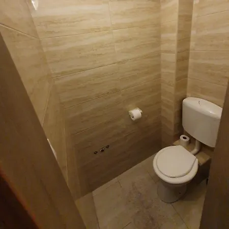 Krisy Apartman Hajduszoboszlo Exterior photo